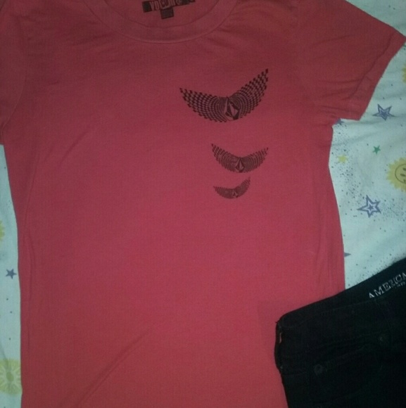 AE Shorts NWT & Volcom Tee - Picture 3 of 8